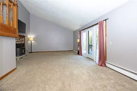 Living - 3465 Shad Dr E, Mansfield, OH 44903 photo 6 of 6