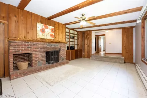 Living - 3465 Shad Dr E, Mansfield, OH 44903 photo 3 of 6