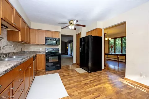 Kitchen - 3465 Shad Dr E, Mansfield, OH 44903 photo 1 of 3