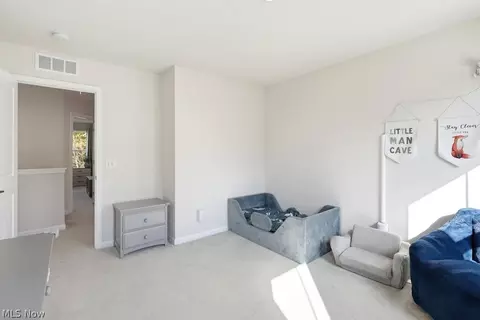 Bedroom - 181 Pine Ave, Peninsula, OH 44264 photo 3 of 6