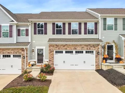 Exterior - 181 Pine Ave, Peninsula, OH 44264 photo 1 of 2