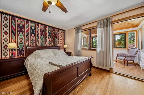 Bedroom - 520 Orchardview Ave, Seven Hills, OH 44131 photo 1 of 6