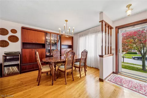 Dining - 520 Orchardview Ave, Seven Hills, OH 44131 photo 1 of 3