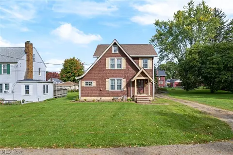Exterior - 223 E 3rd St, East Canton, OH 44730 photo 4 of 4