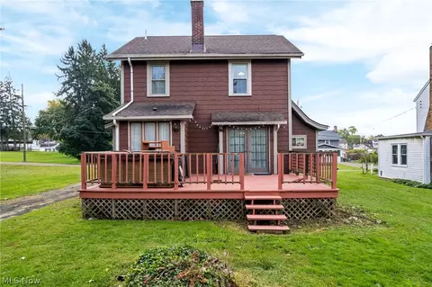 Exterior - 223 E 3rd St, East Canton, OH 44730 photo 2 of 4