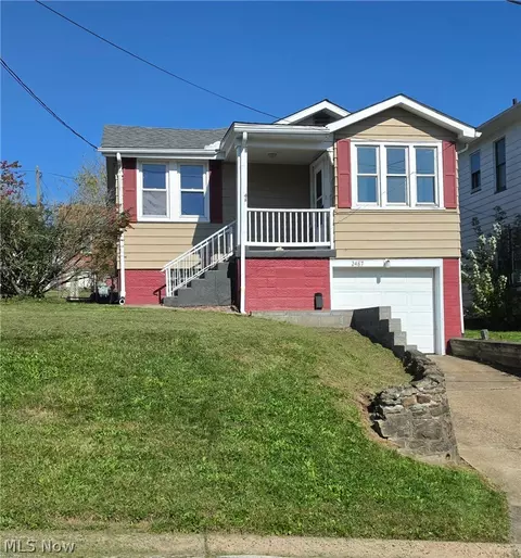 2487 Chestnut St, Steubenville, OH 43952