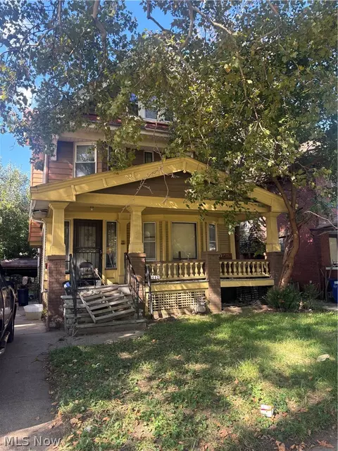 462 Eddy Rd, Cleveland, OH 44108