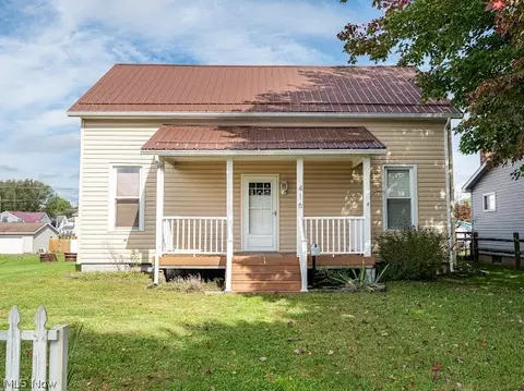 416 E 4th St, West Lafayette, OH 43845