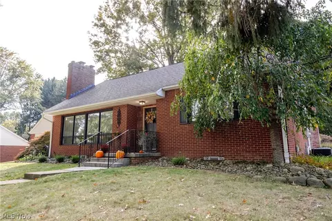837 Atwood Dr, Tallmadge, OH 44278