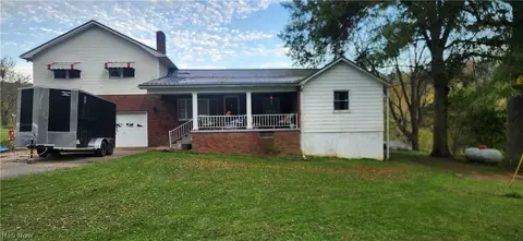 54561 Lysien Rd, Powhatan Point, OH 43942