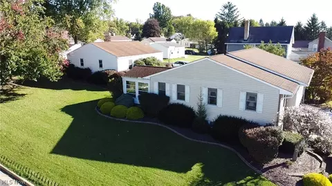 700 W Martin St, East Palestine, OH 44413