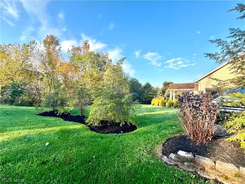 Exterior - 6780 Shiloh St NW, Canton, OH 44708 photo 3 of 10