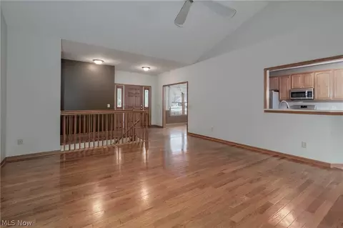 Living - 6780 Shiloh St NW, Canton, OH 44708 photo 2 of 3
