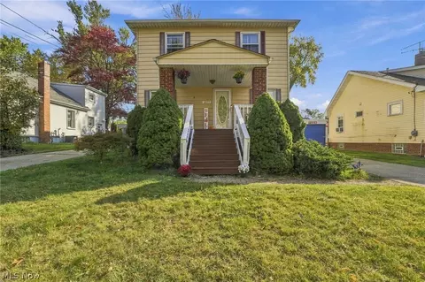 1277 Irene Rd, Lyndhurst, OH 44124