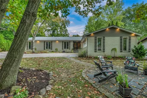 513 Somerset Rd, Akron, OH 44313