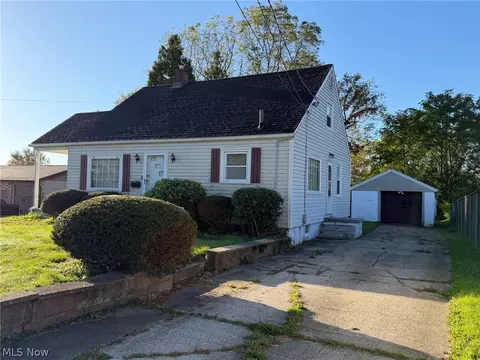 1516 Milford St NE, Canton, OH 44714