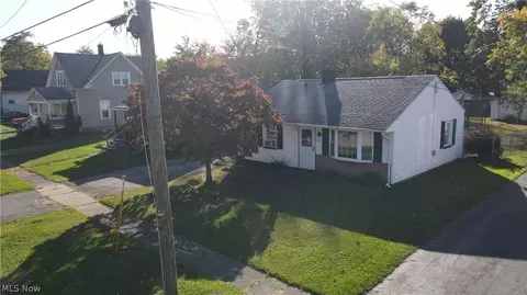 View/Area - 1025 Thayer Ave, Ashtabula, OH 44004 photo 1 of 3