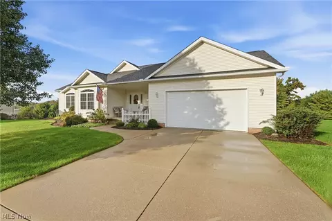 4433 Trail Head Cir NW, Massillon, OH 44647