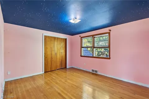 Bedroom - 2115 Algonquin, Euclid, OH 44117 photo 9 of 13