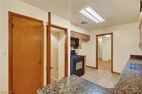 Other - 2115 Algonquin, Euclid, OH 44117 photo 3 of 11