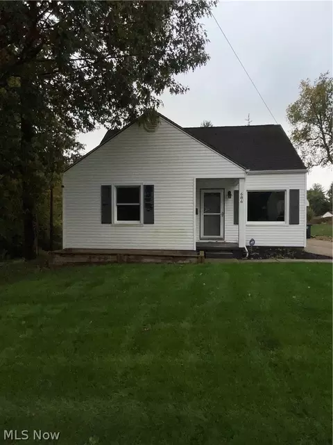 686 Prentiss Ave, Akron, OH 44306