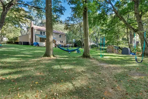 Exterior - 2185 Evergreen Rd, North Perry, OH 44081 photo 5 of 11
