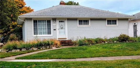 5535 Cumberland Dr, Garfield Heights, OH 44125
