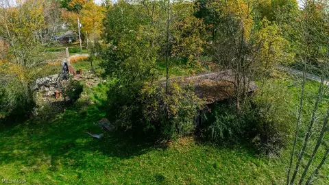 4485 Middle Rd, Conneaut, OH 44030 photo 7