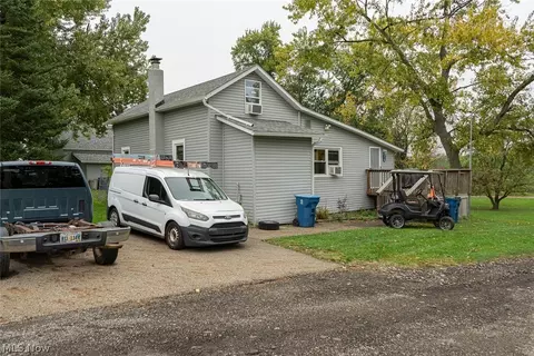 220210 Kent Ave NE, Hartville, OH 44632