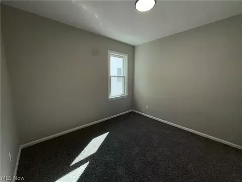 Bedroom - 14705 Rockside Rd, Maple Heights, OH 44137 photo 4 of 4