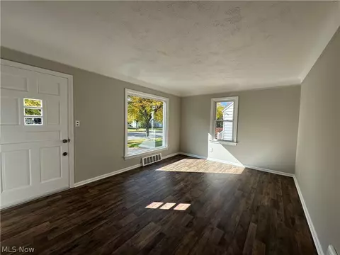 Living - 14705 Rockside Rd, Maple Heights, OH 44137 photo 2 of 3