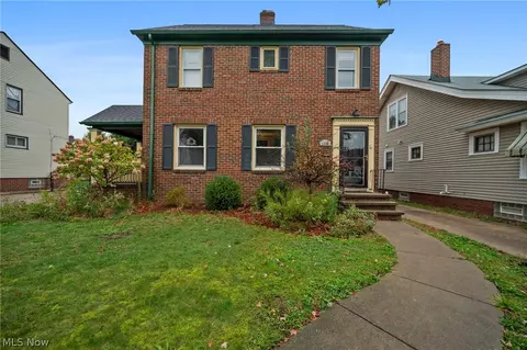 1748 Saratoga Ave, Cleveland, OH 44109