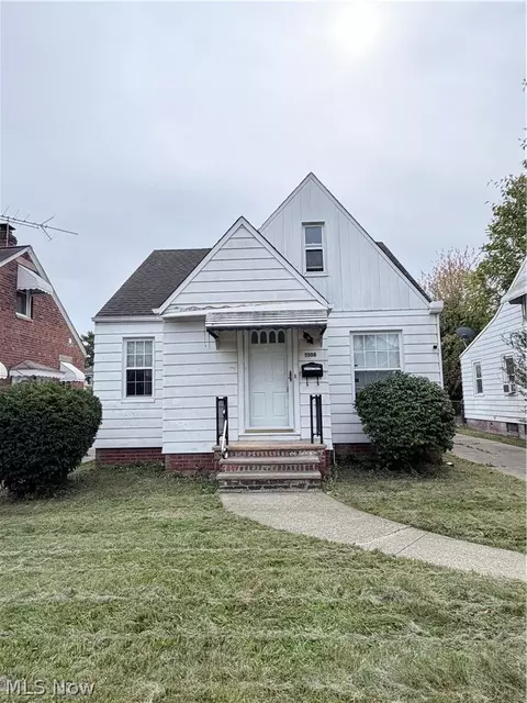11108 Plymouth Ave, Garfield Heights, OH 44125