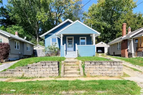 1897 Marks Ave, Akron, OH 44305