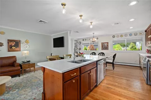 Kitchen - 207 Cincinnati Ave, Huron, OH 44839 photo 2 of 4