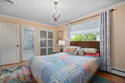 Bedroom - 207 Cincinnati Ave, Huron, OH 44839 photo 4 of 4