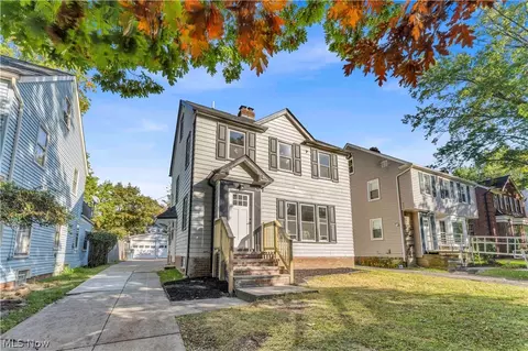 1163 Pennfield Rd, Cleveland Heights, OH 44121