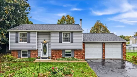 319 Stewart Ave NW, Warren, OH 44483