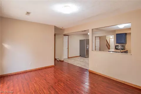 Living - 5008 Pine Pt, Stow, OH 44224 photo 3 of 3
