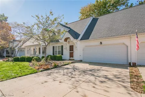 Exterior - 5008 Pine Pt, Stow, OH 44224 photo 5 of 5
