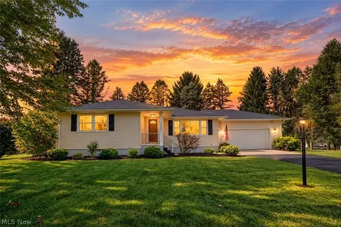 13351 Parkview Ave NW, Uniontown, OH 44685