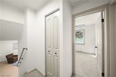 Entry Way - 9008 Wilverne Dr, Windham, OH 44288 photo 1 of 1