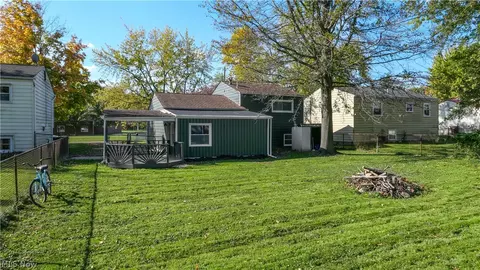 Exterior - 9008 Wilverne Dr, Windham, OH 44288 photo 8 of 8