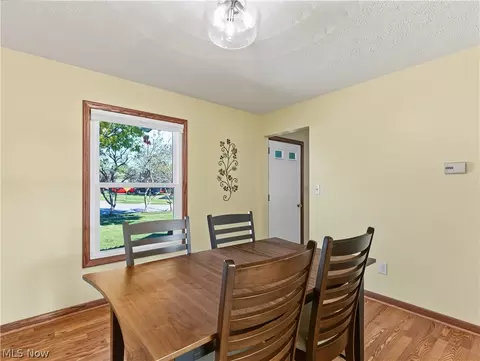 Dining - 322 Rivermoor Dr, Mogadore, OH 44260 photo 1 of 2
