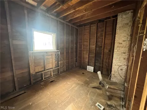 Bedroom - 1341 Long Ave, Lorain, OH 44052 photo 1 of 3