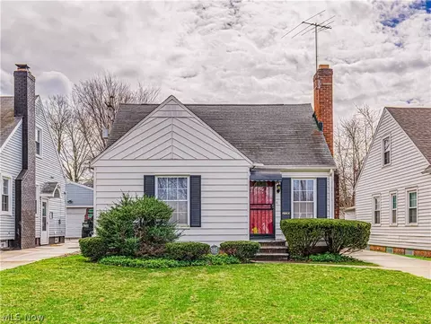15606 Scottsdale Blvd, Shaker Heights, OH 44120