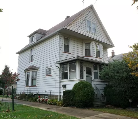 19708 Shawnee Ave S, Cleveland, OH 44119