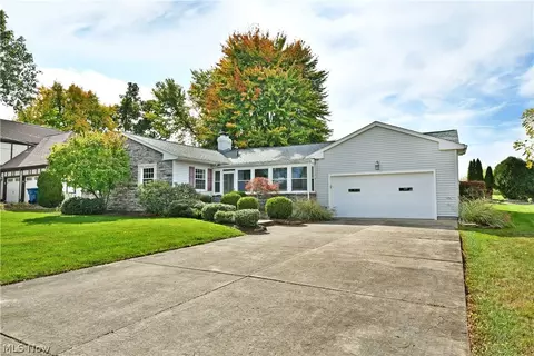 Other - 190 Maple Leaf Dr, Hubbard, OH 44425 photo 1 of 11