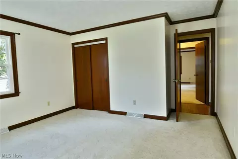Bedroom - 190 Maple Leaf Dr, Hubbard, OH 44425 photo 5 of 7