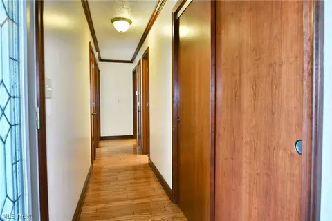 Entry Way - 190 Maple Leaf Dr, Hubbard, OH 44425 photo 3 of 3